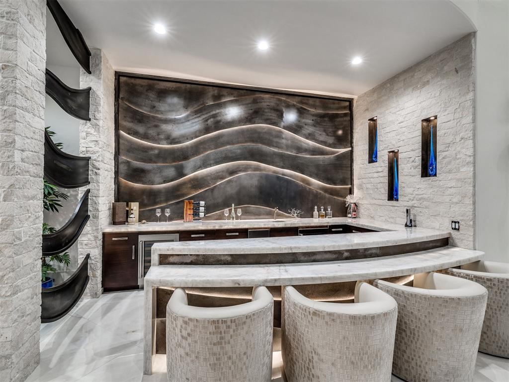 833 Mayfield Road