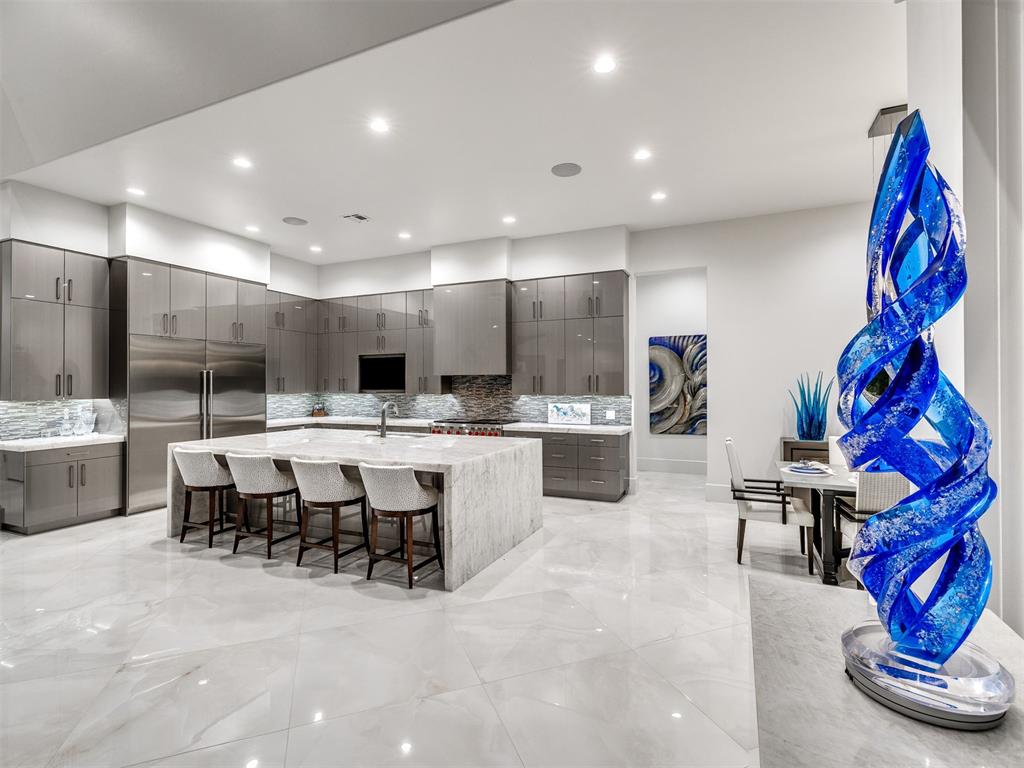 833 Mayfield Road