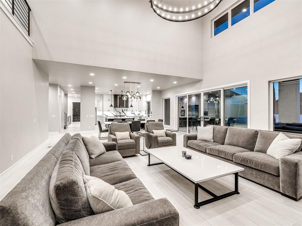 12901 Rivendell Drive