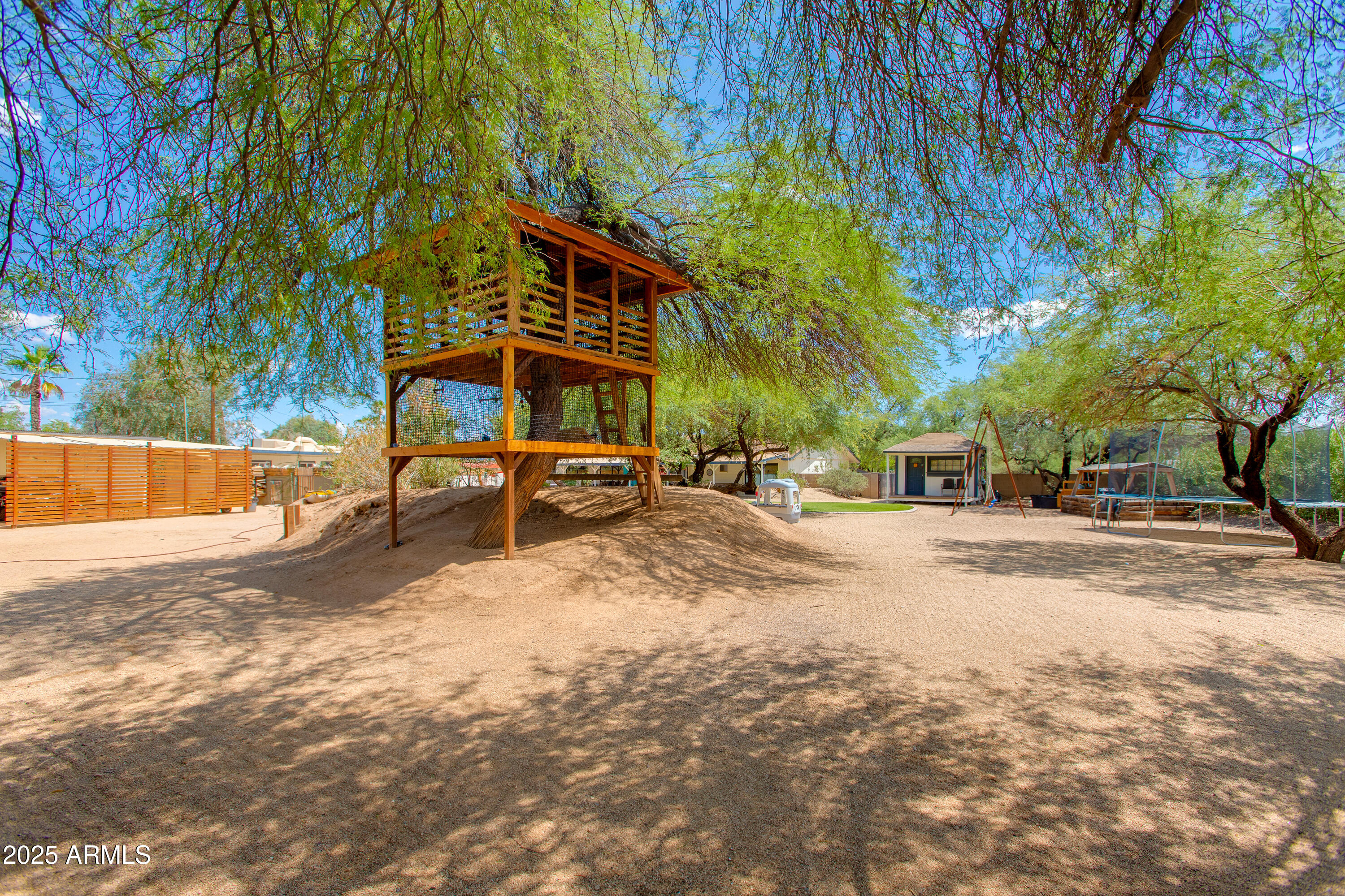 7102 E KALIL Drive
