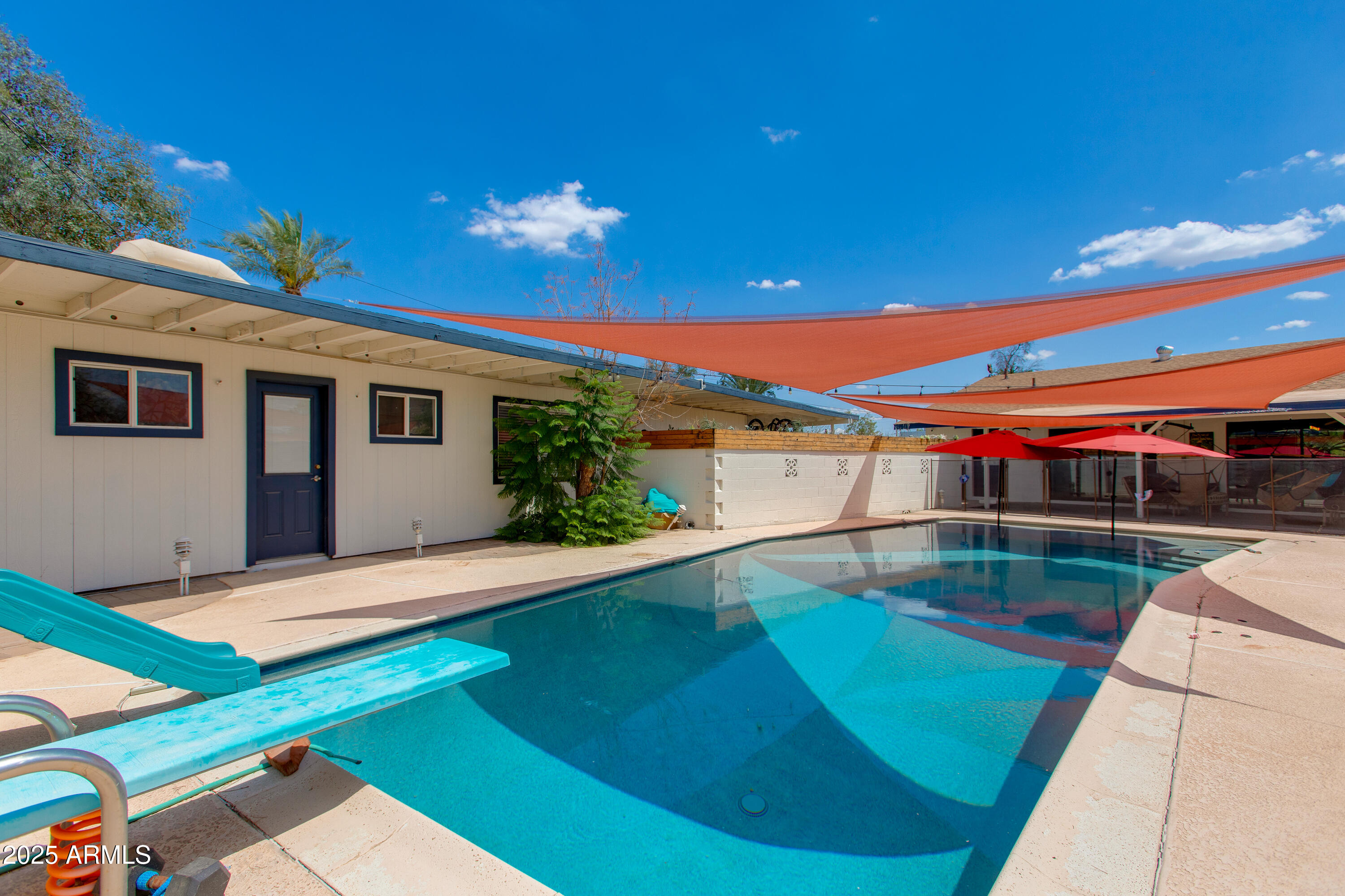 7102 E KALIL Drive