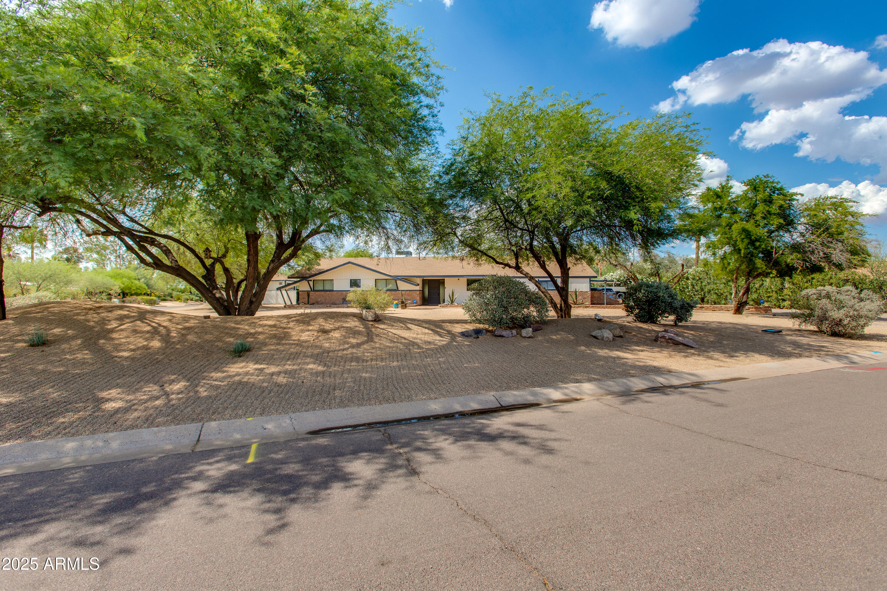 7102 E KALIL Drive