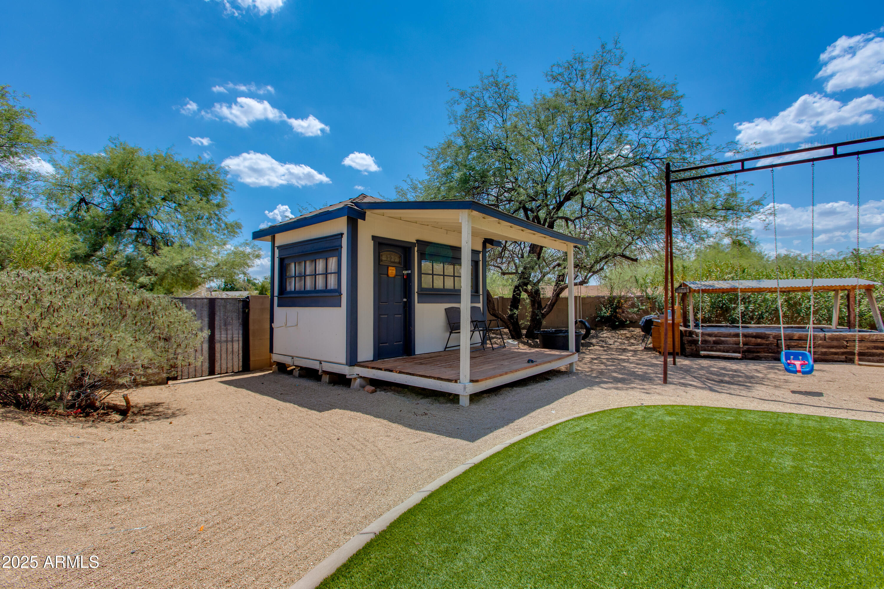7102 E KALIL Drive