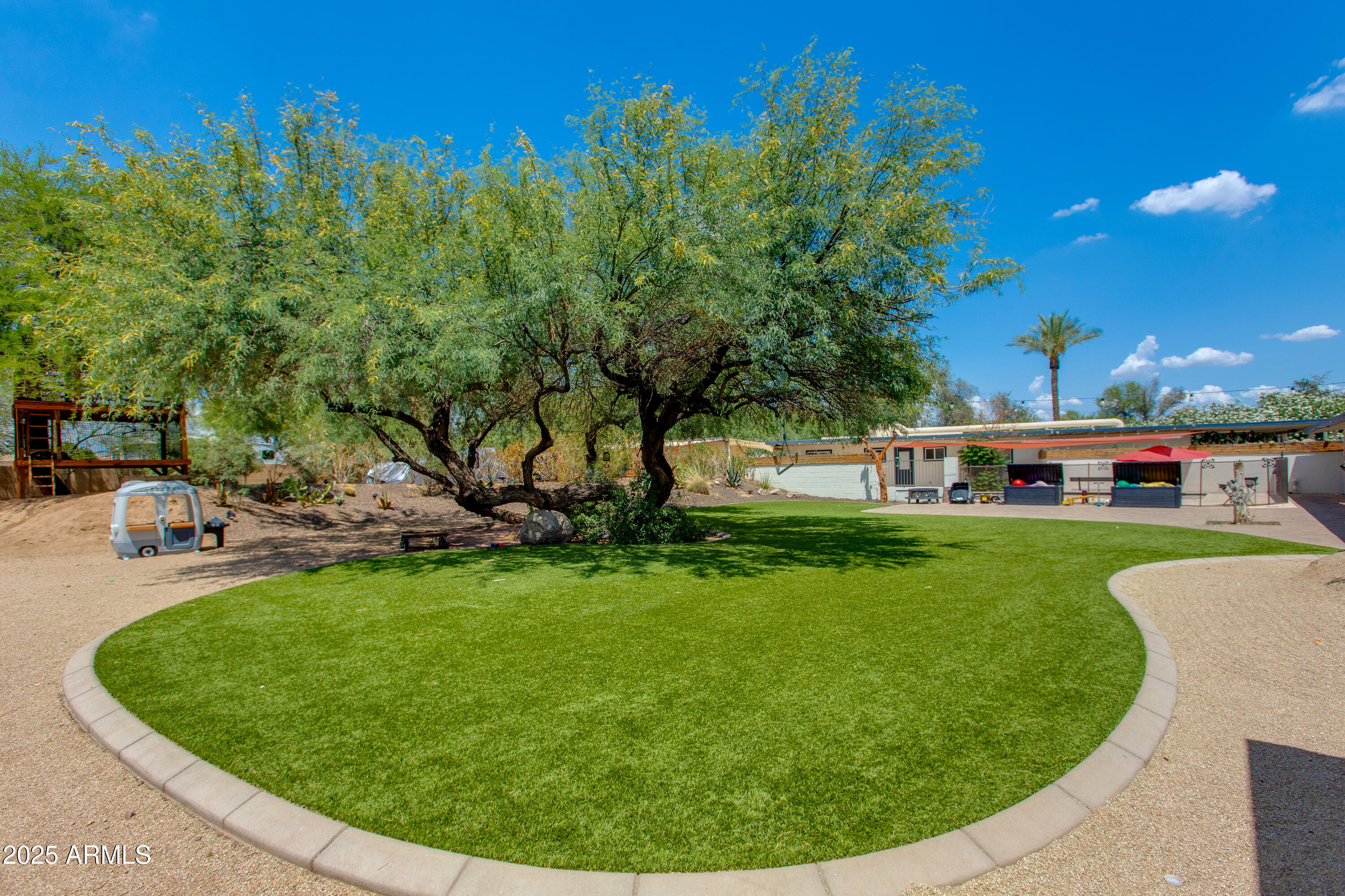 7102 E KALIL Drive