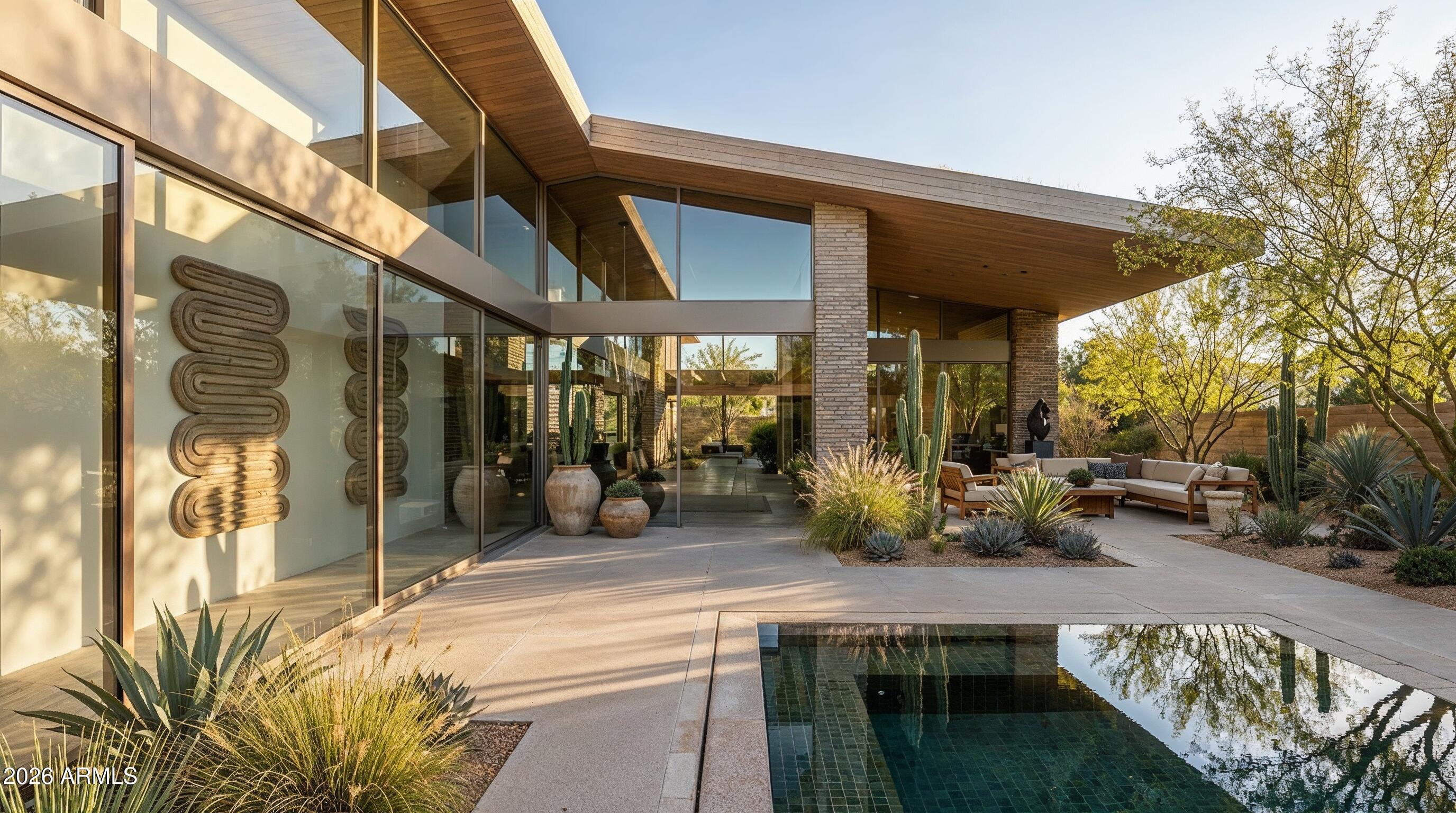 4027 E San Miguel Avenue