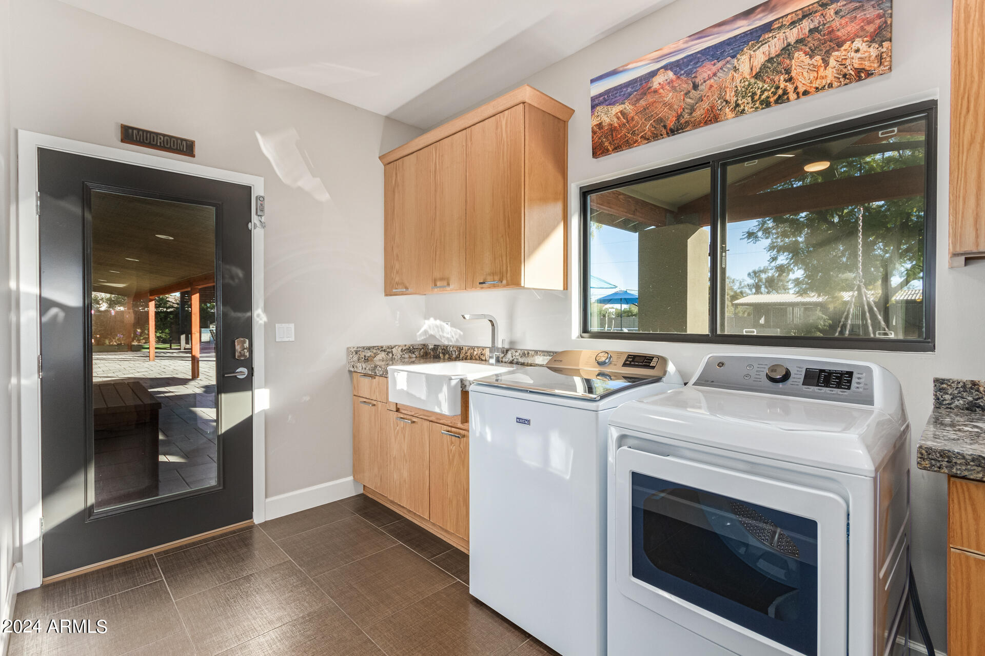 7701 E DAVENPORT Drive