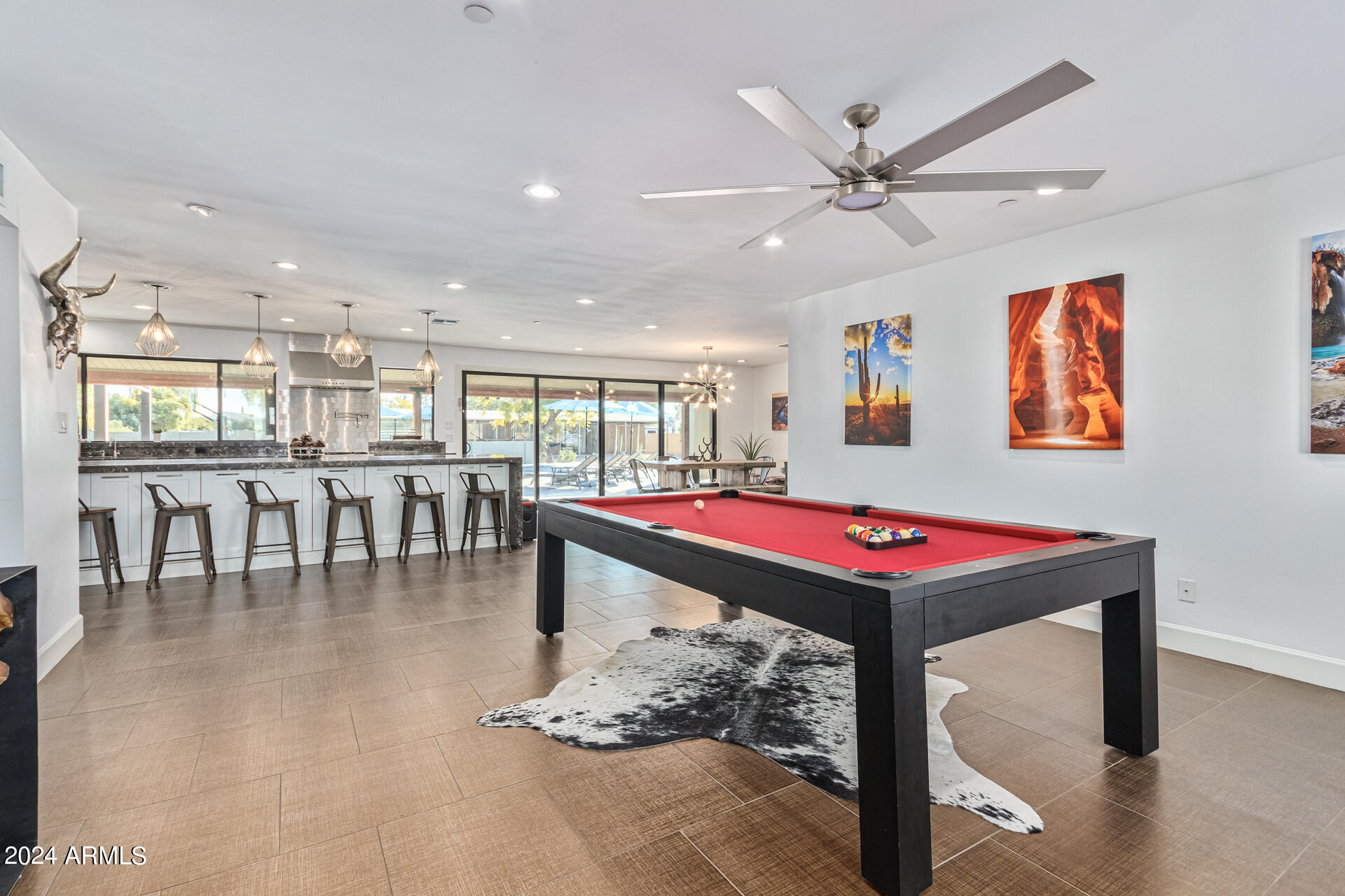 7701 E DAVENPORT Drive