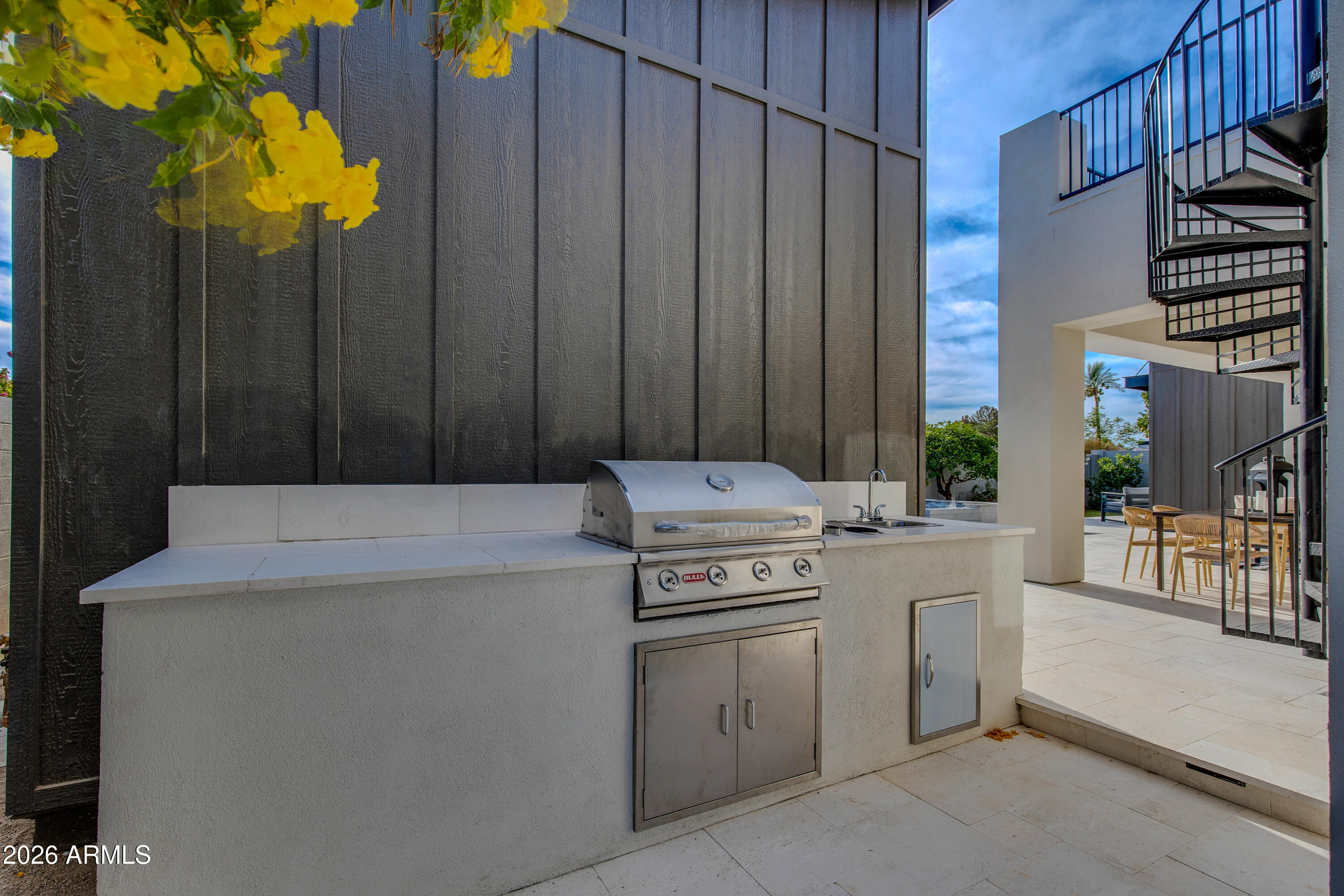 4502 N 86TH Place