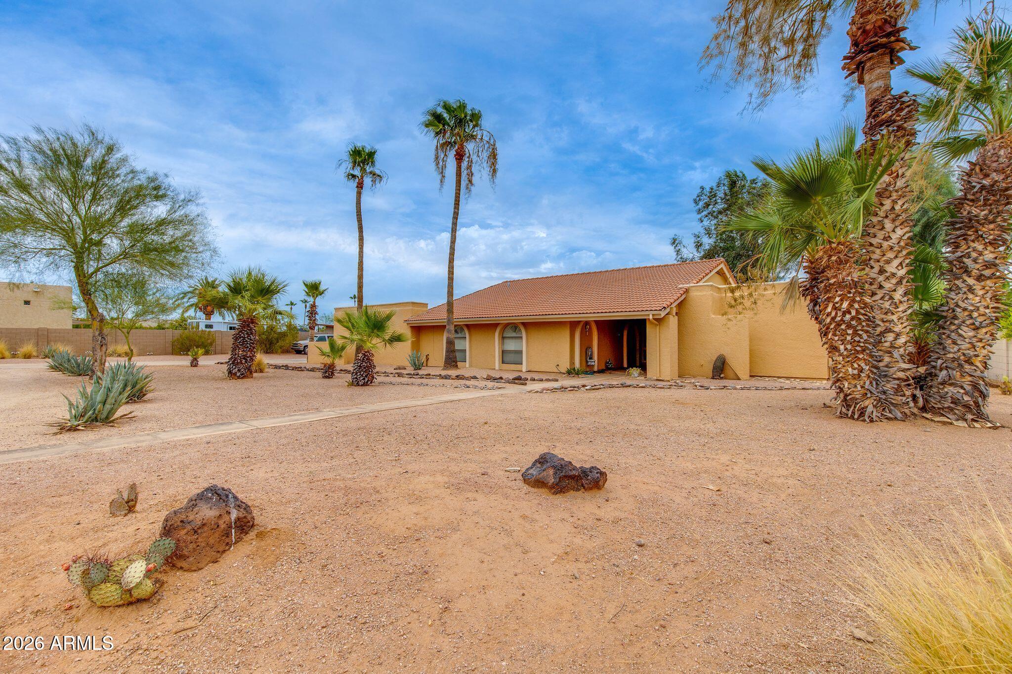 8117 E GRAY Road