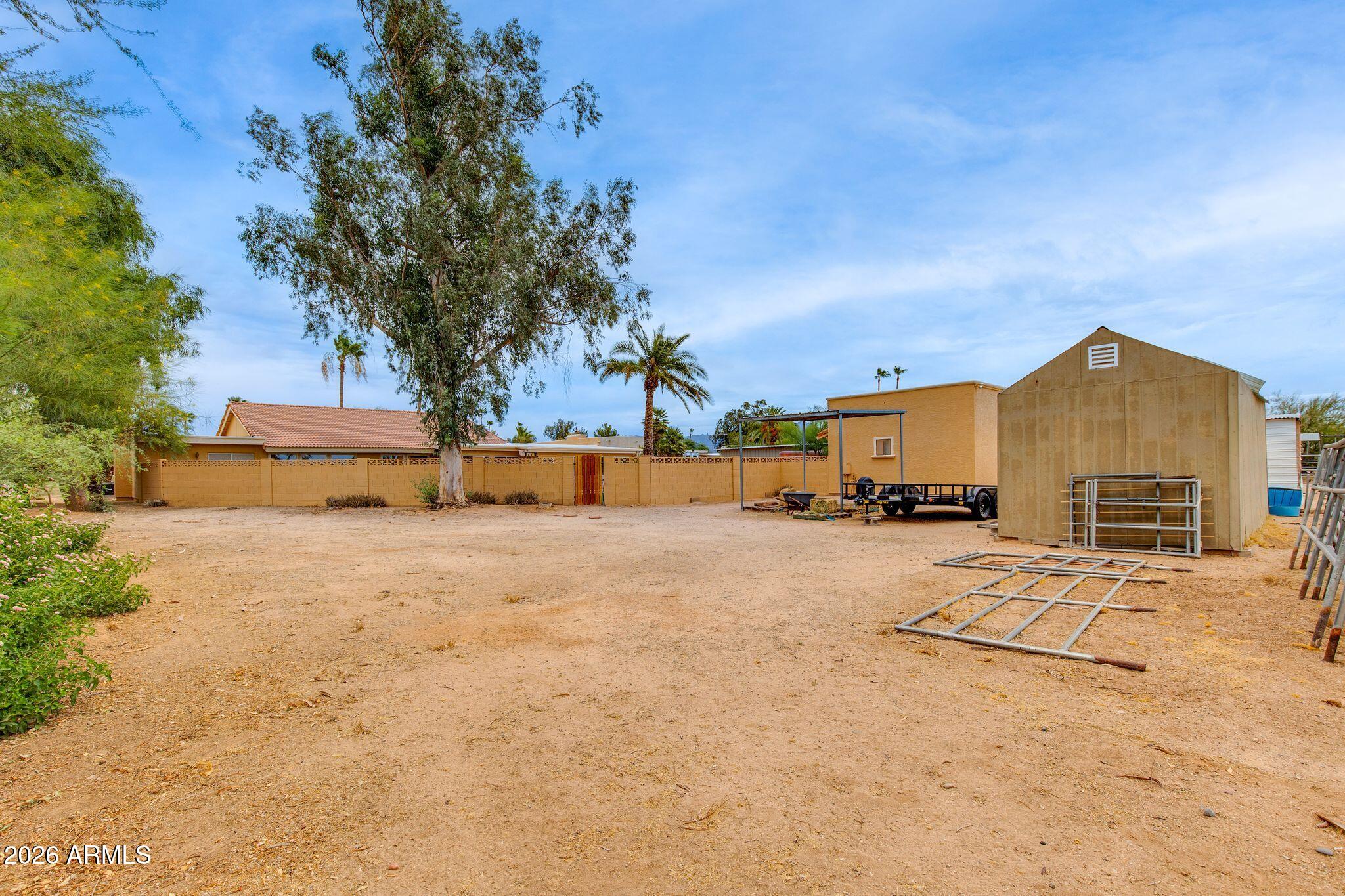 8117 E GRAY Road