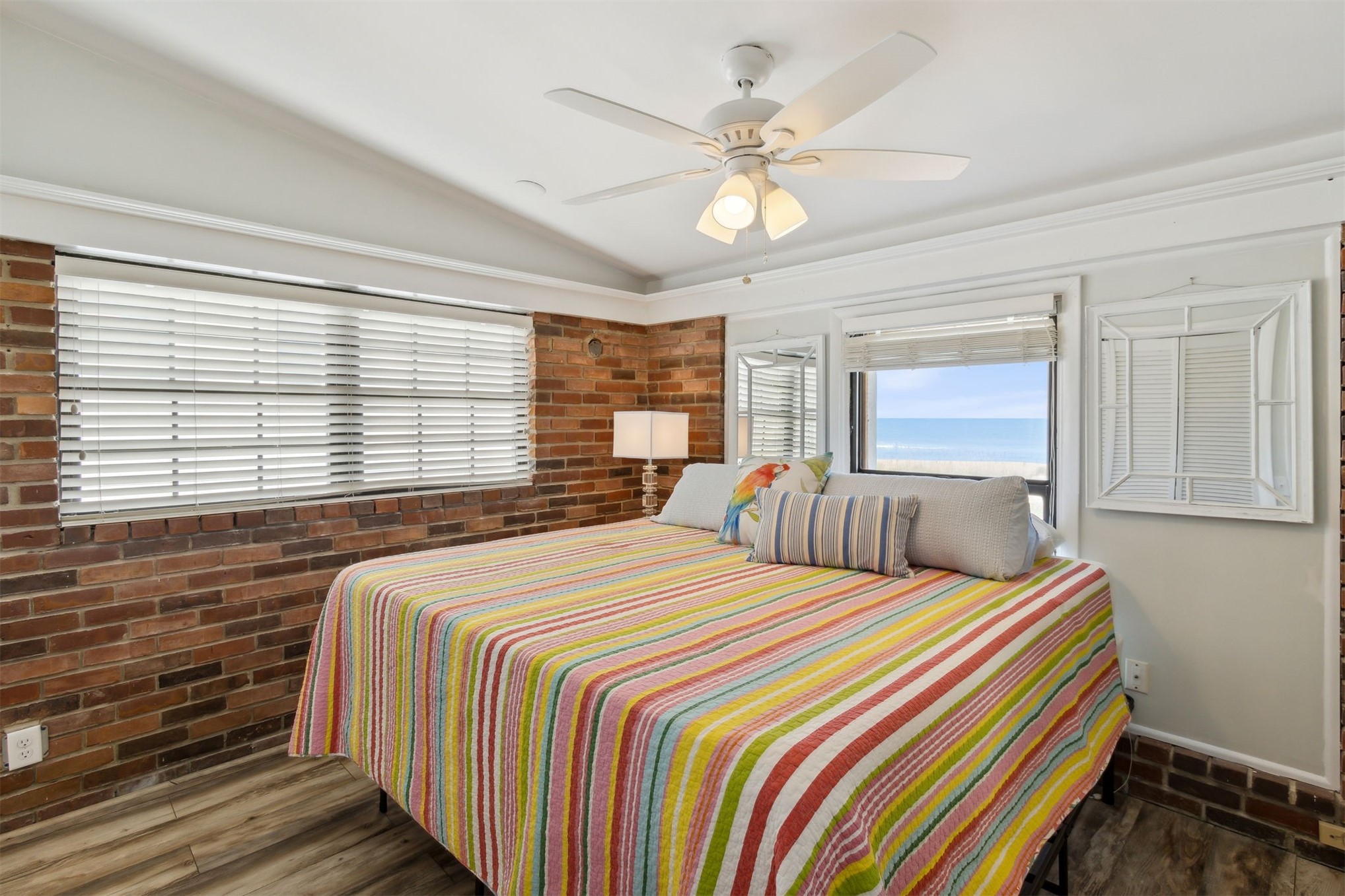 1098 S FLETCHER AVENUE