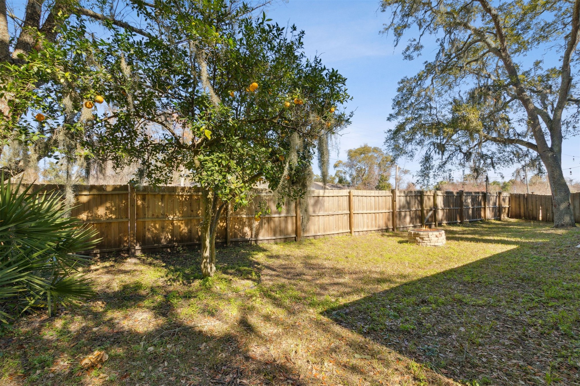 2137 N NATURE'S GATE COURT