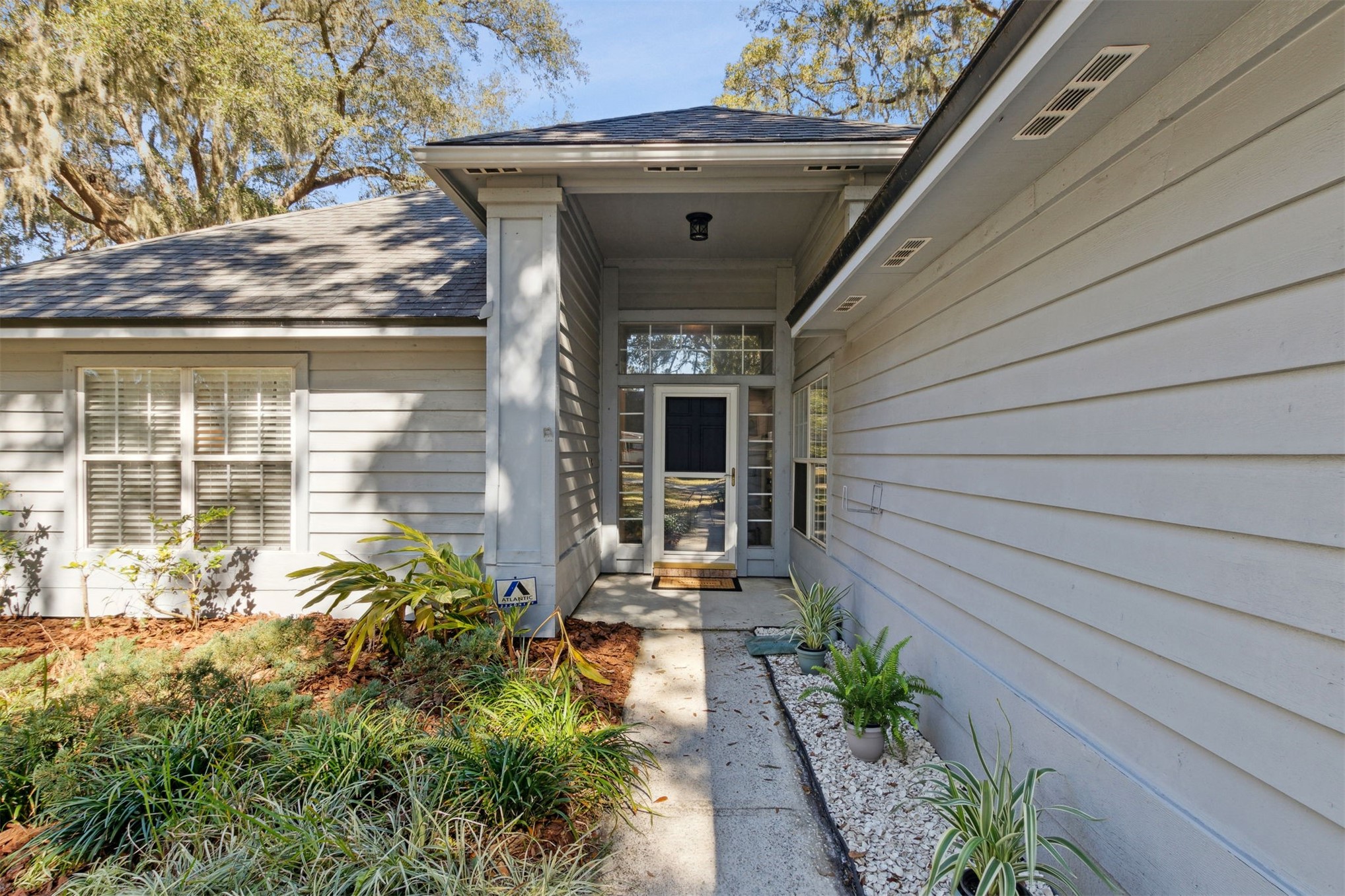 2137 N NATURE'S GATE COURT
