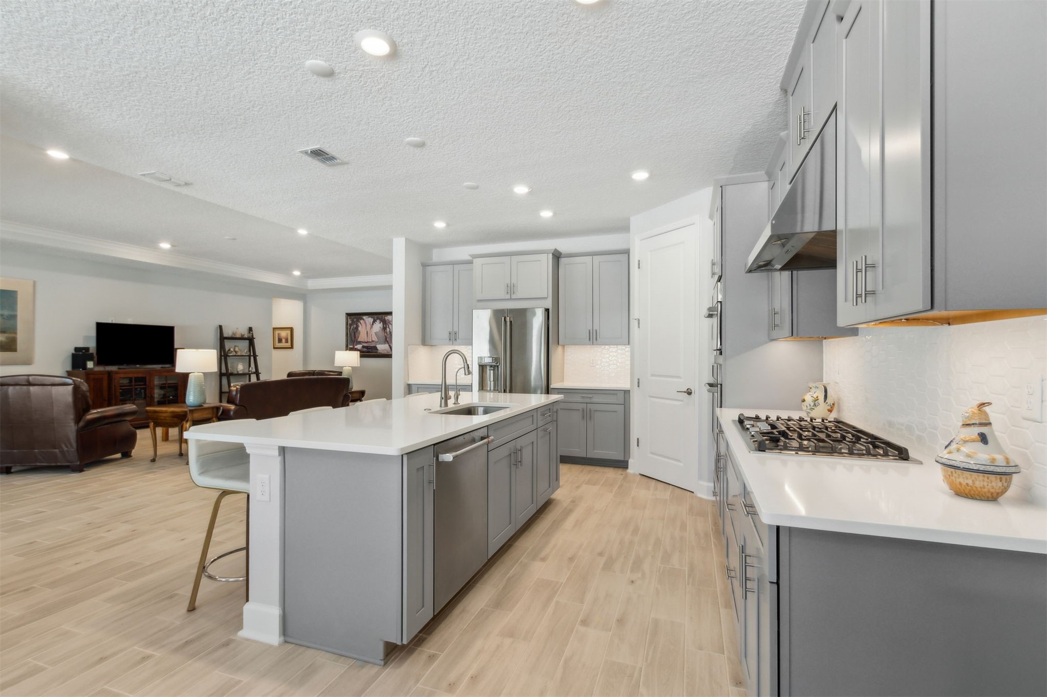 92584 SHIPTON LANE