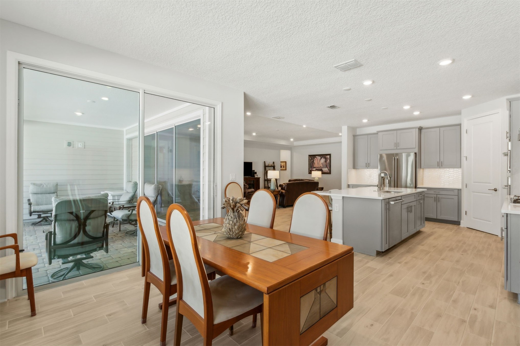 92584 SHIPTON LANE