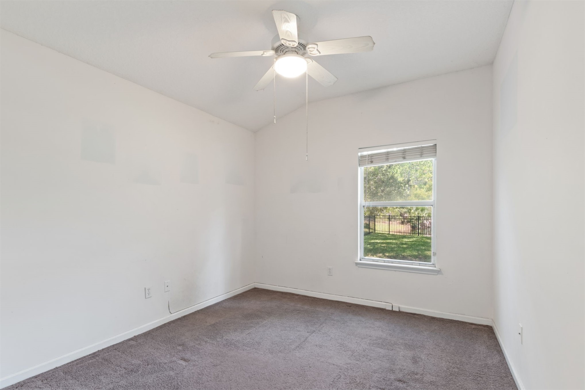 96052 PIEDMONT DRIVE