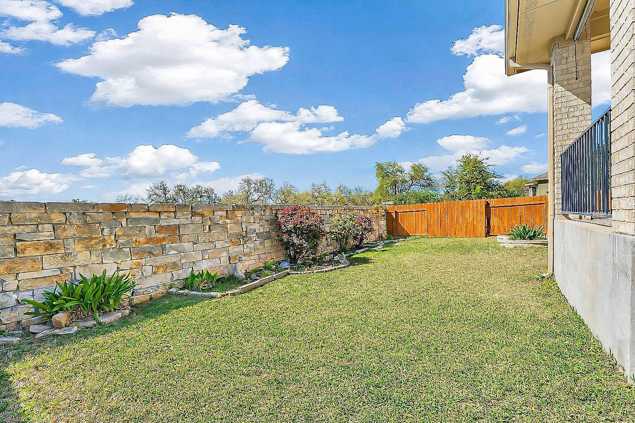 2716 Granite Hill DR