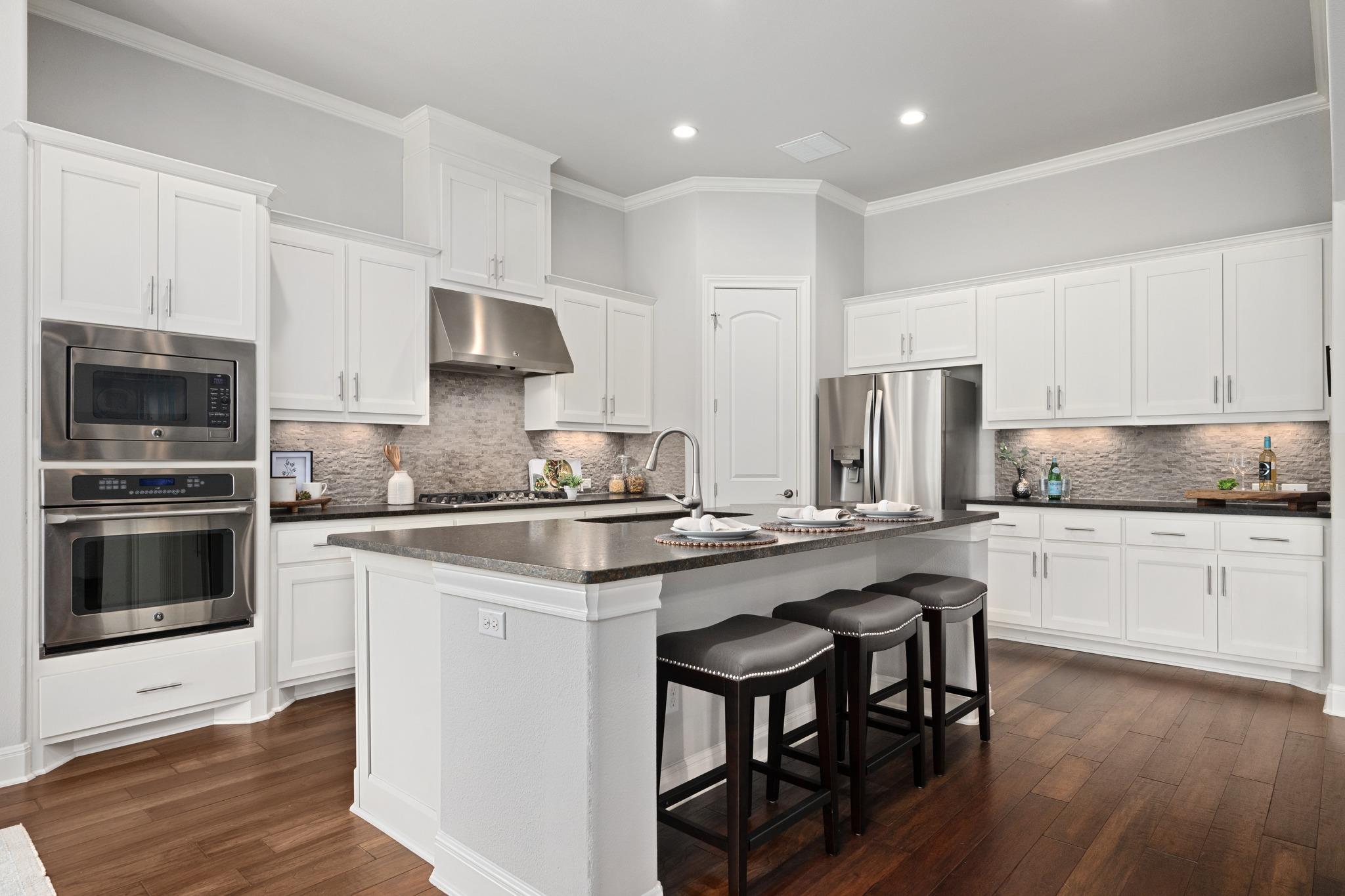 2210 University Club DR # 5A