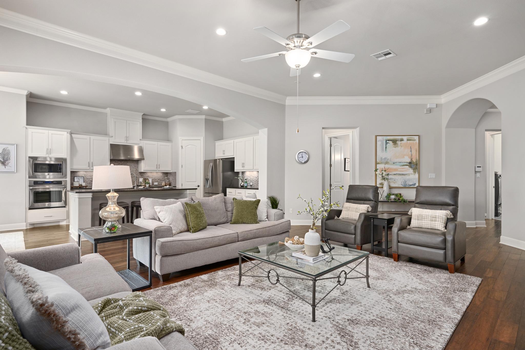 2210 University Club DR # 5A