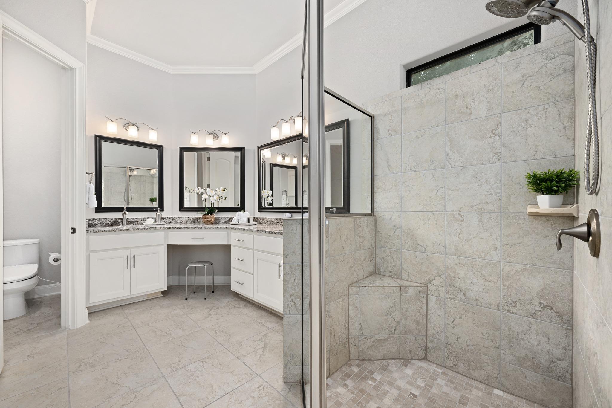 2210 University Club DR # 5A