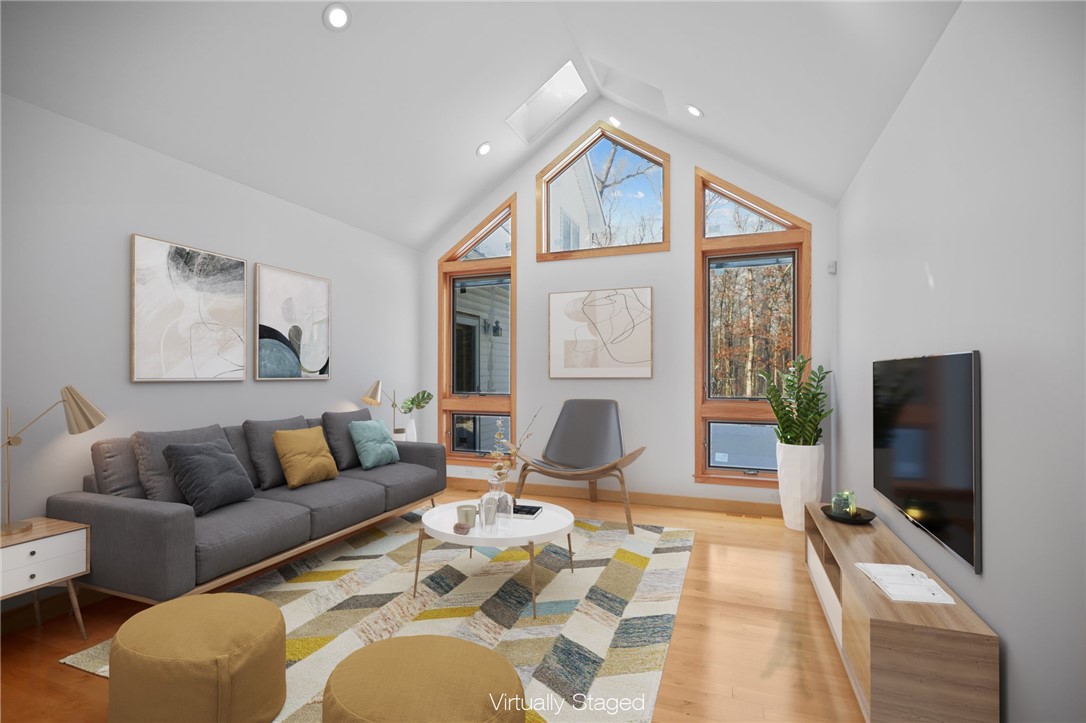 22 West Farm Road