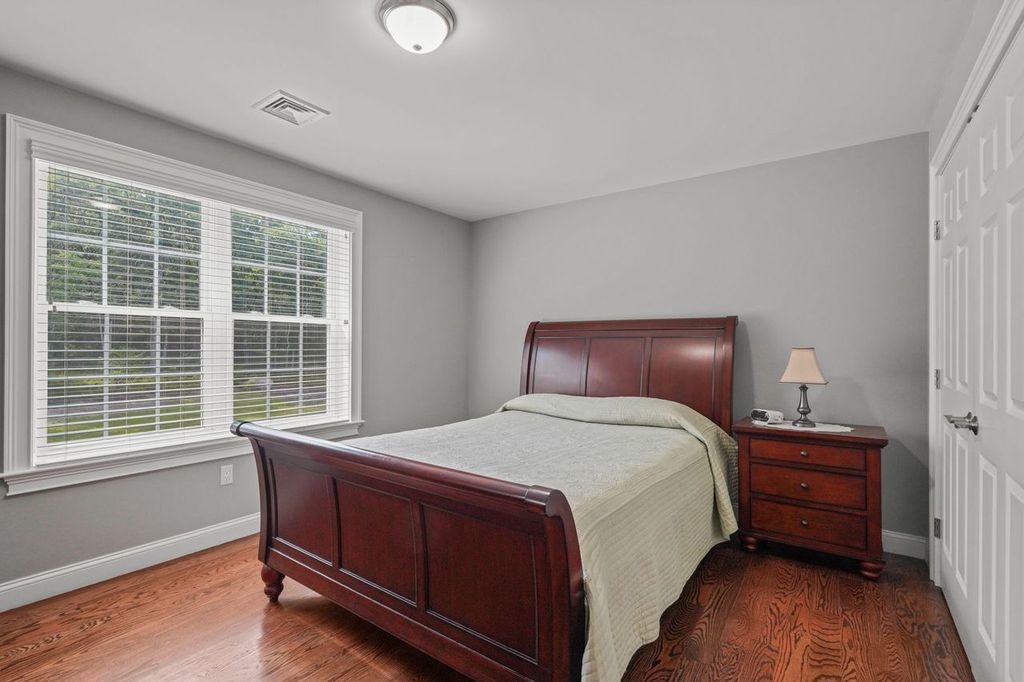 2 West Farm Road