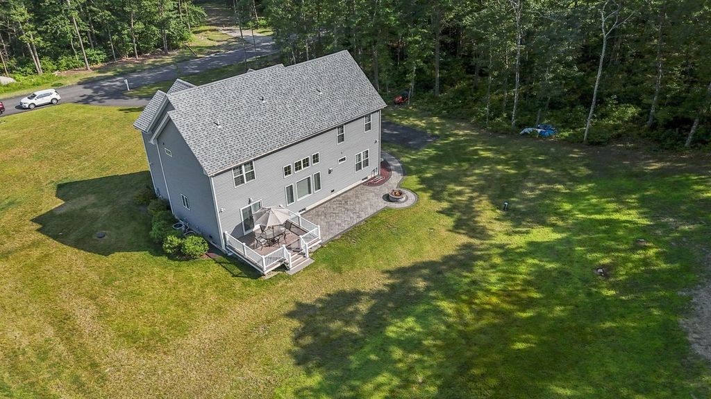 2 West Farm Road