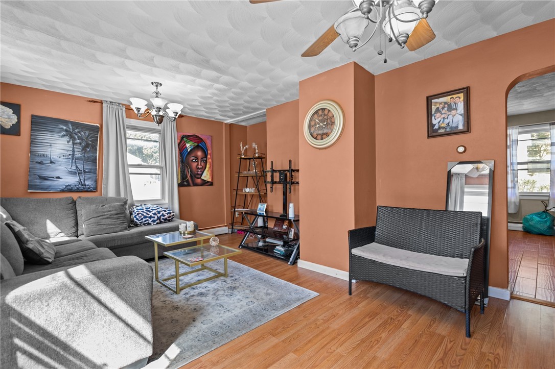 41 Mount Pleasant View Avenue