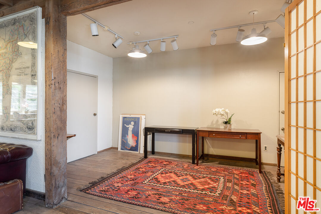 13721 W Telegraph Rd