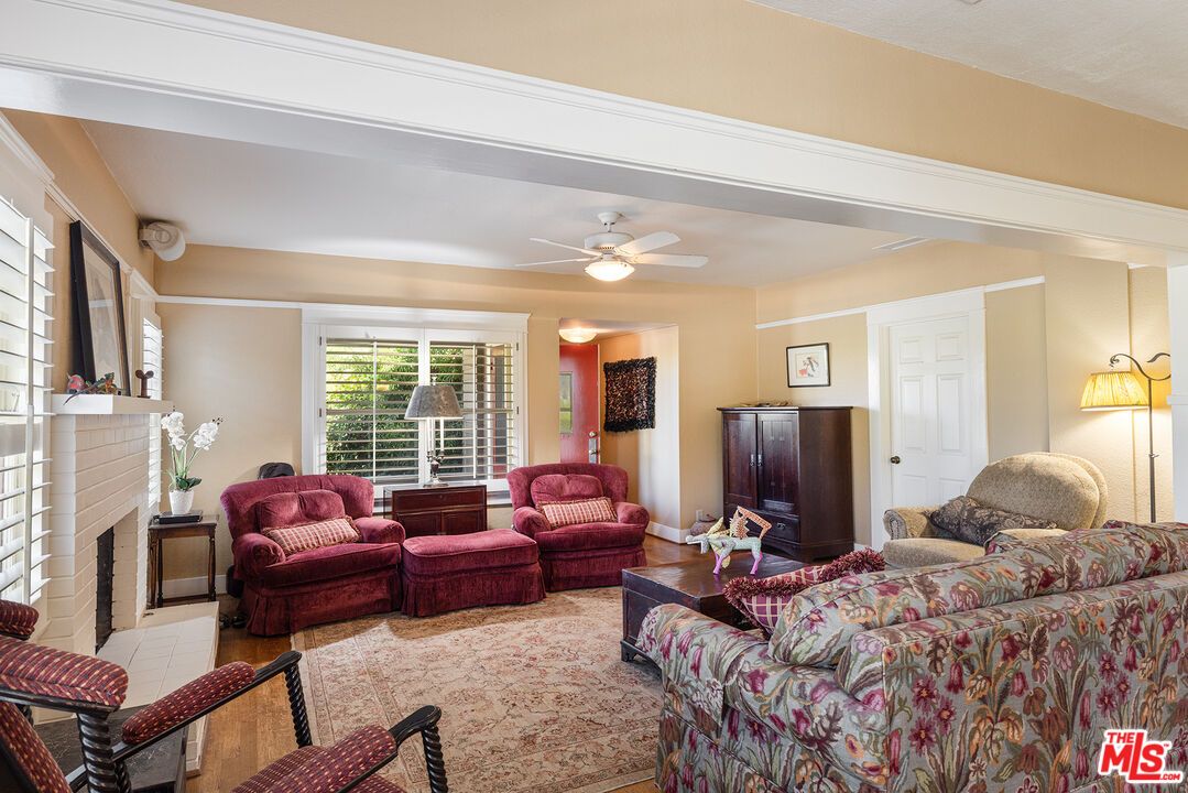 13721 W Telegraph Rd