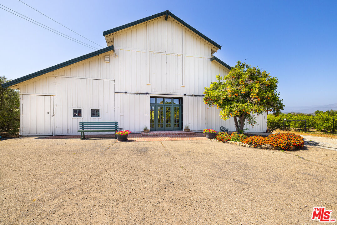 13721 W Telegraph Rd