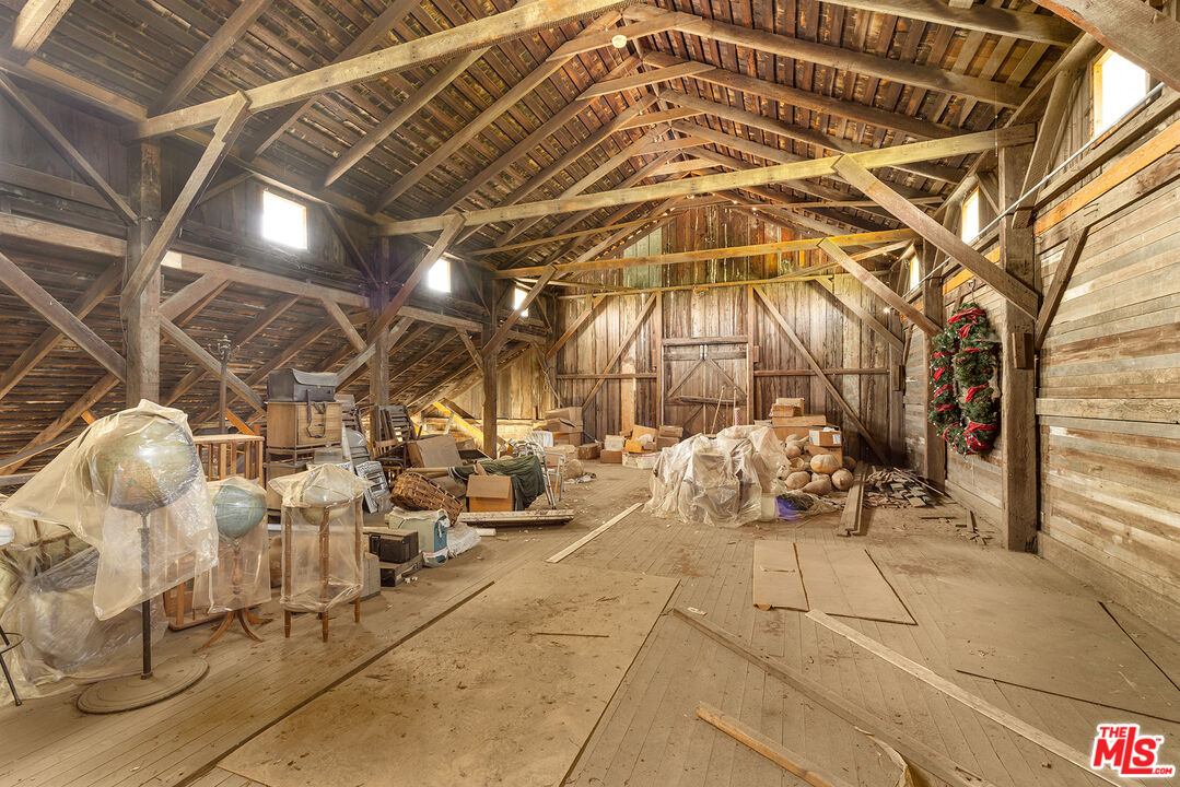 13721 W Telegraph Rd