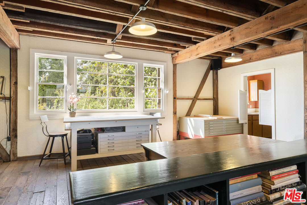 13721 W Telegraph Rd