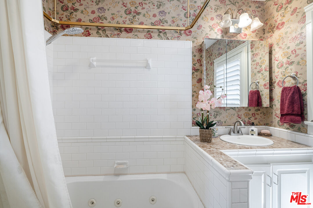 13721 W Telegraph Rd