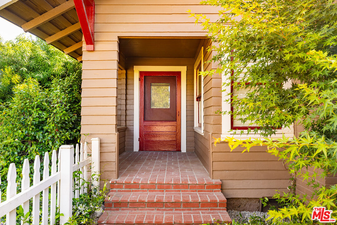 13721 W Telegraph Rd