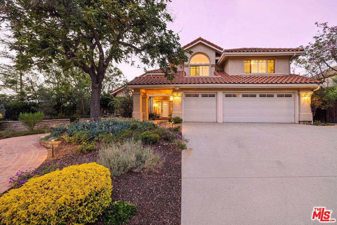 1098 Antelope Pl