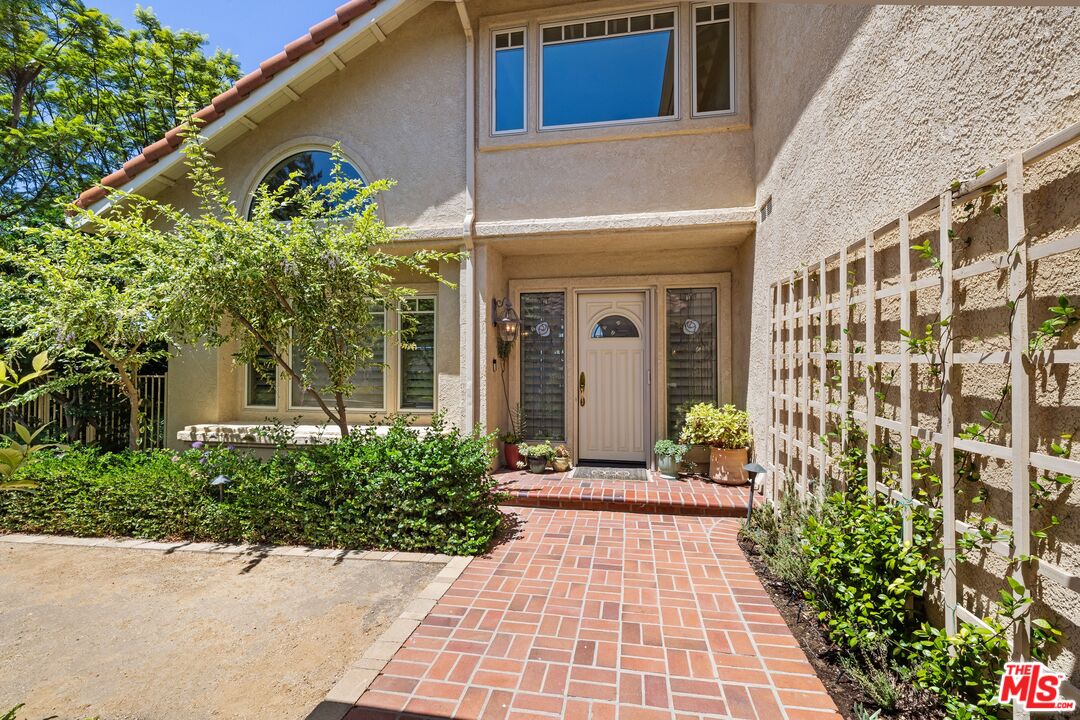 1098 Antelope Pl