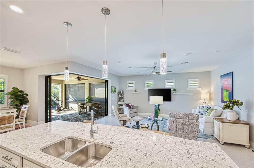 10859 Maitland WAY