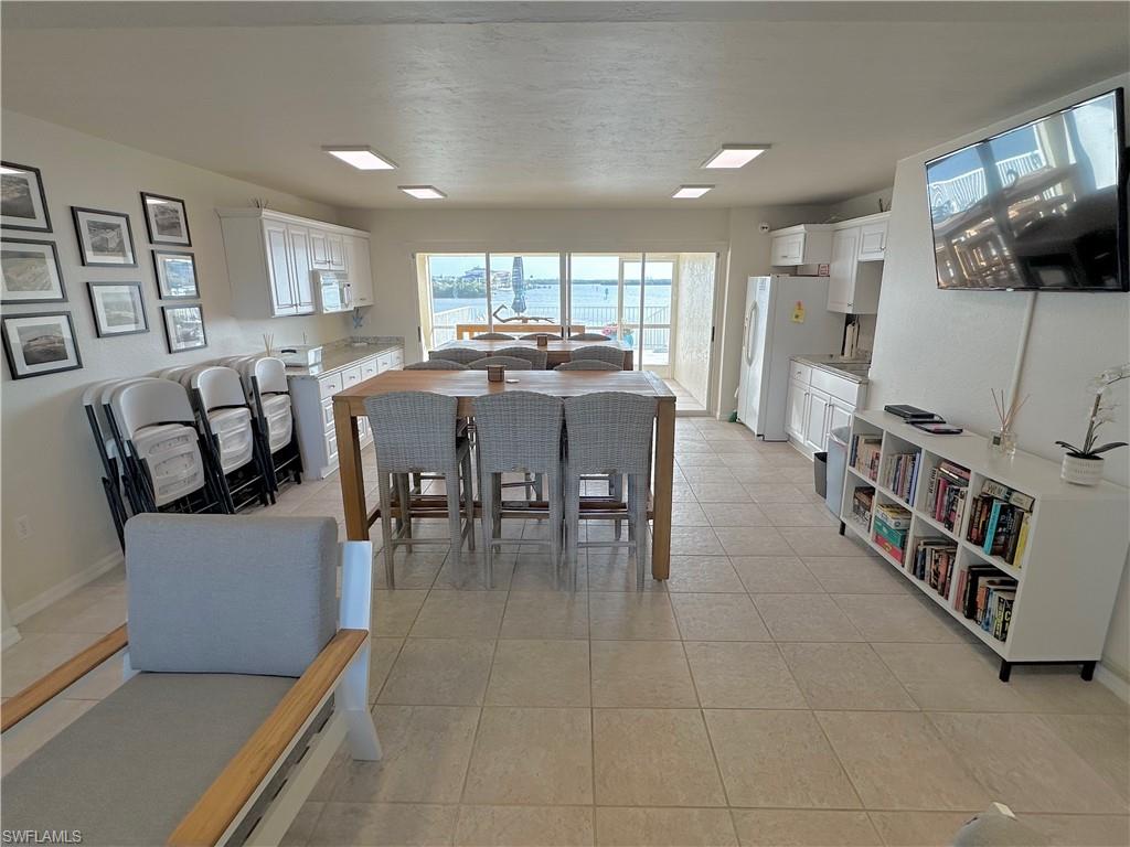 4895 Bonita Beach RD 601