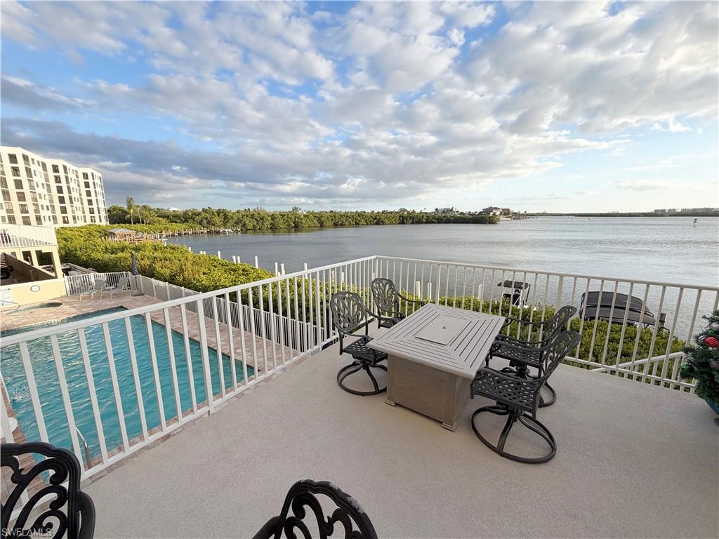 4895 Bonita Beach RD 601
