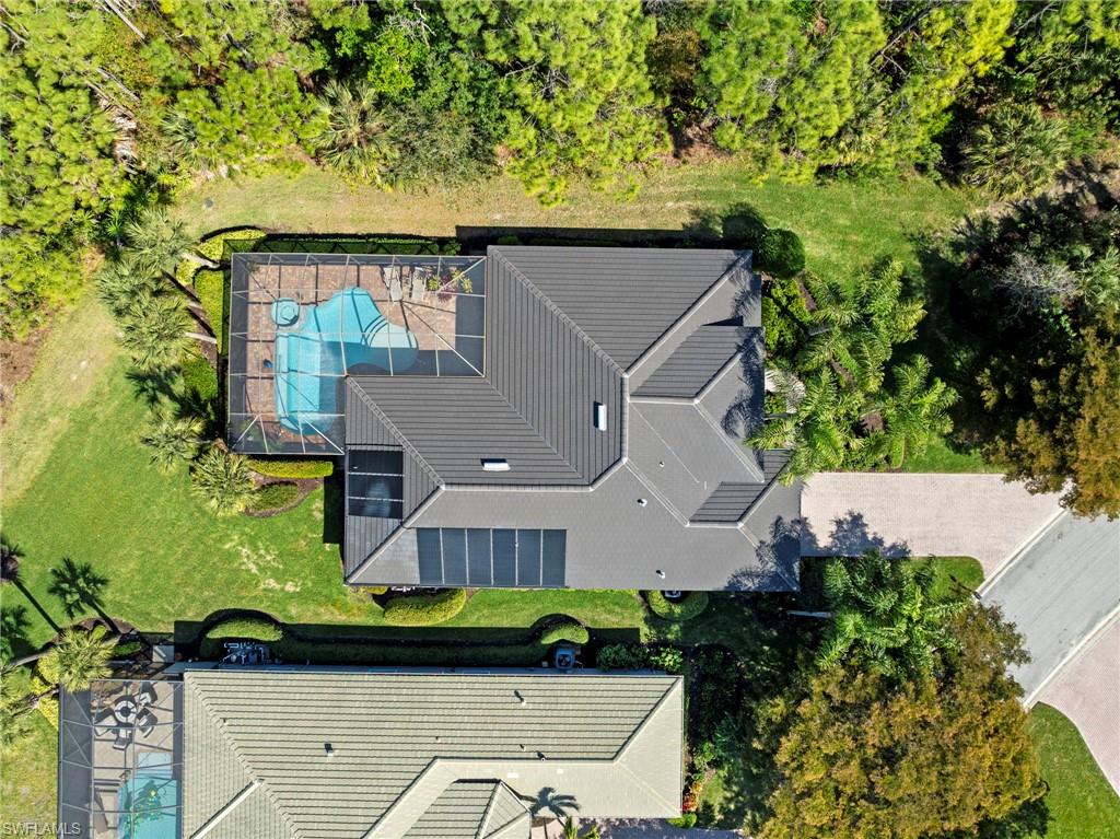 22043 Sycamore Grove