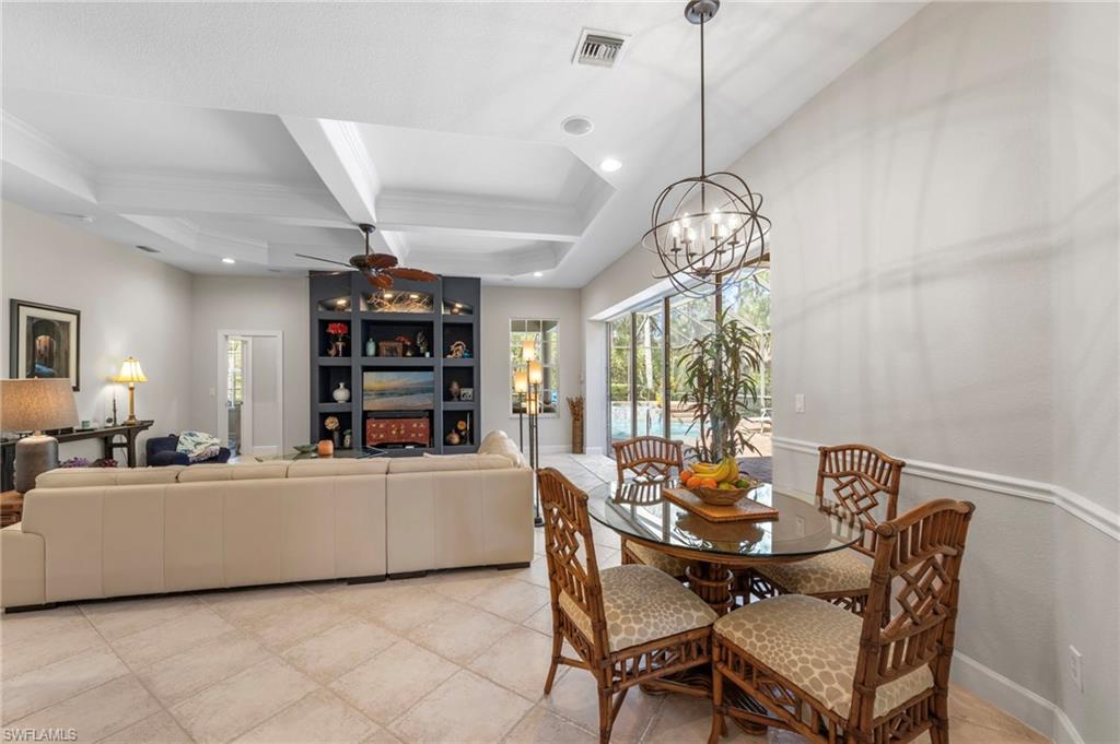 22043 Sycamore Grove