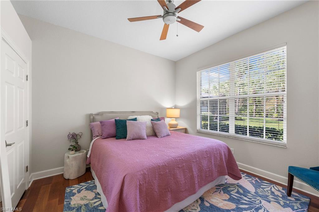 22043 Sycamore Grove