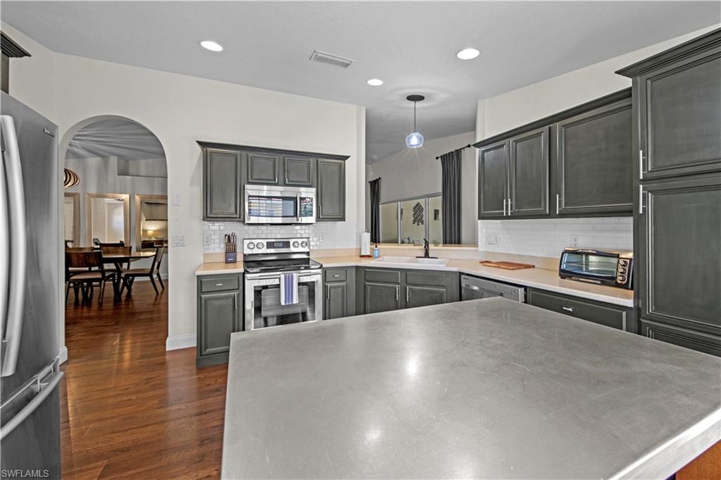 3401 Morning Lake DR # 202