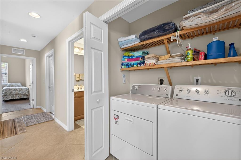 8541 Oakshade CIR 2