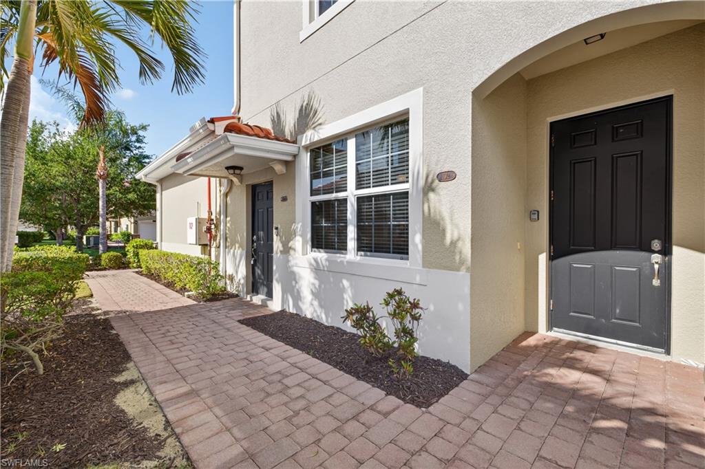 8541 Oakshade CIR 2