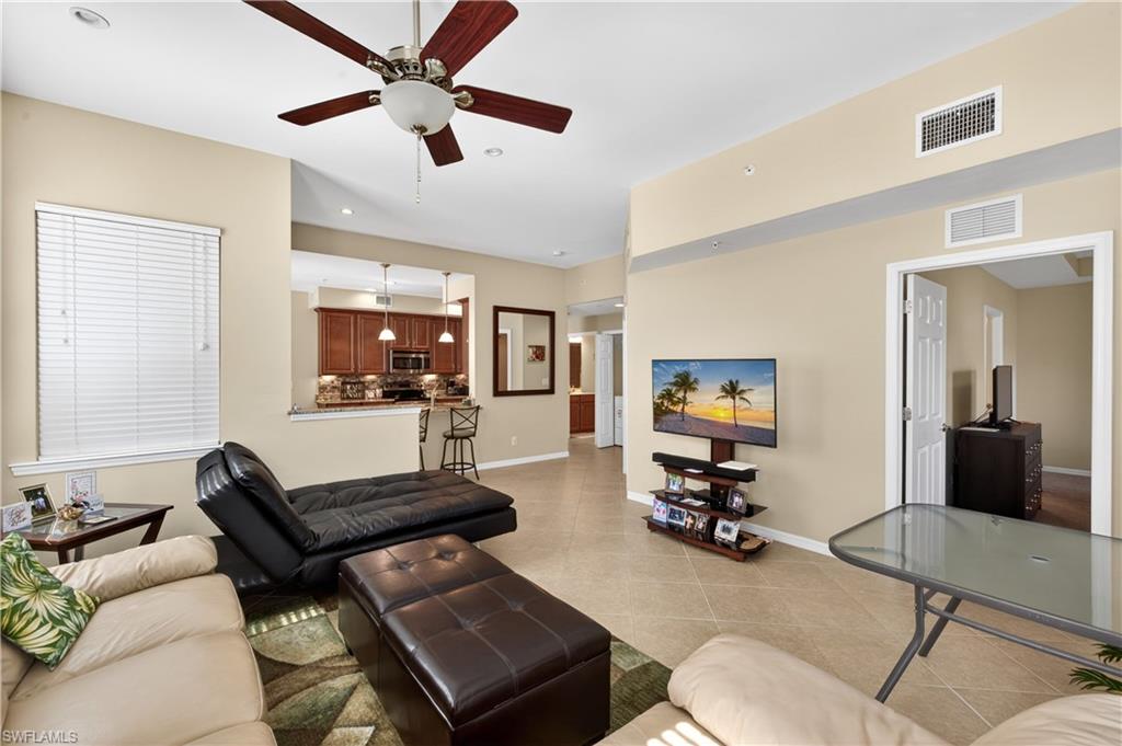 8541 Oakshade CIR 2
