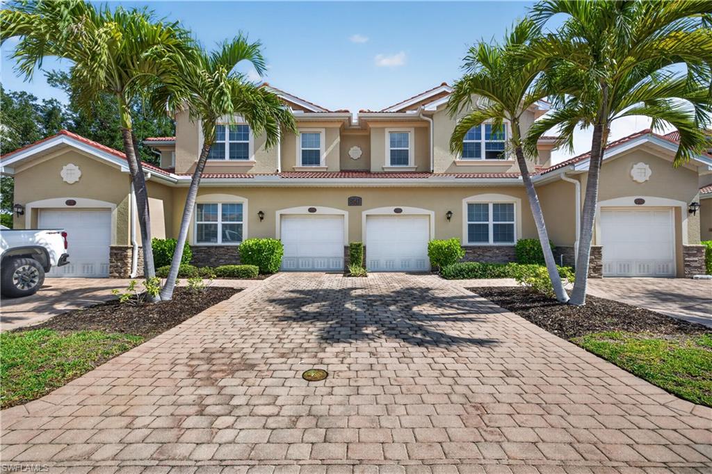 8541 Oakshade CIR 2