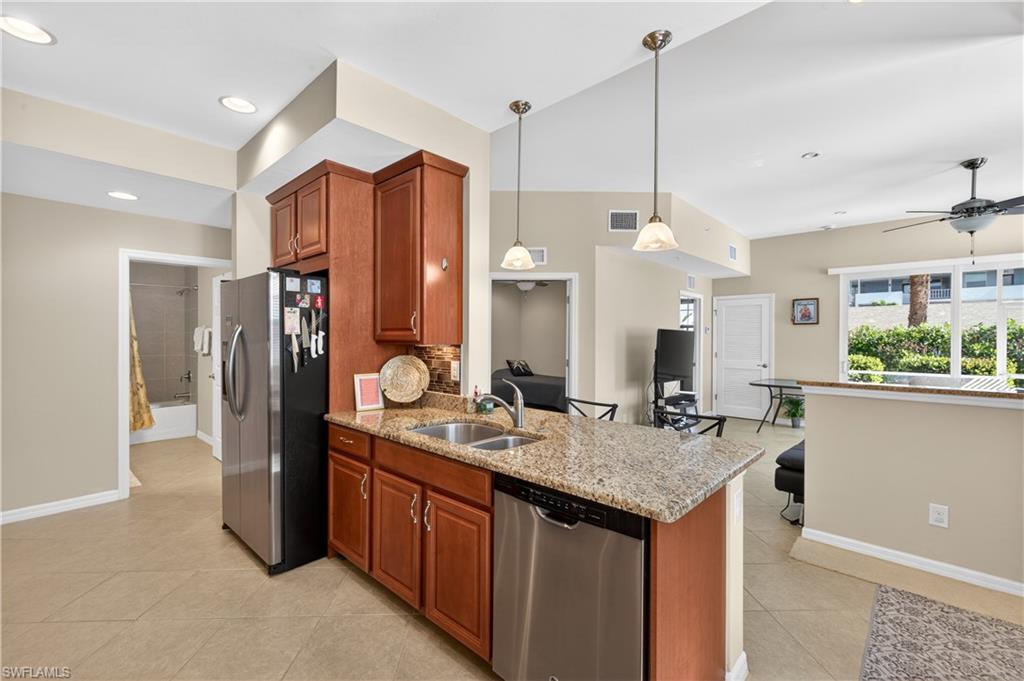 8541 Oakshade CIR 2