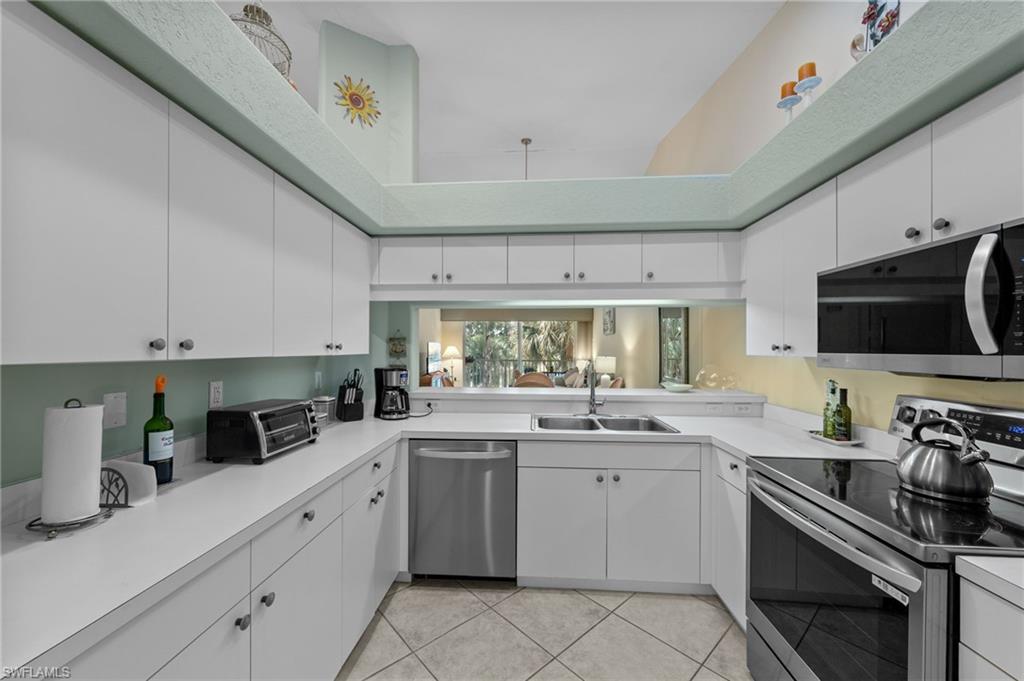 1240 Sarah Jean CIR M205